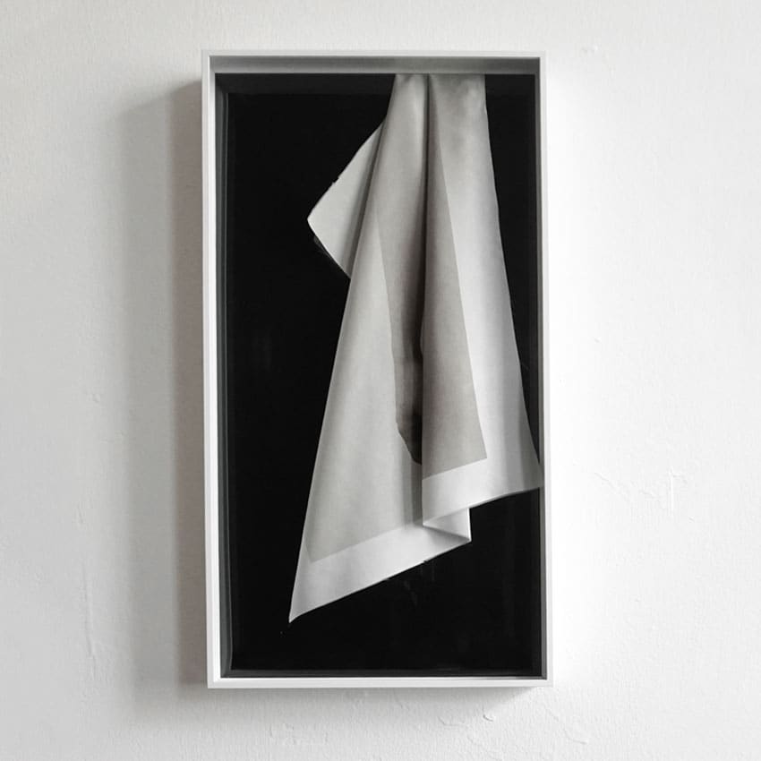 Folded-arm